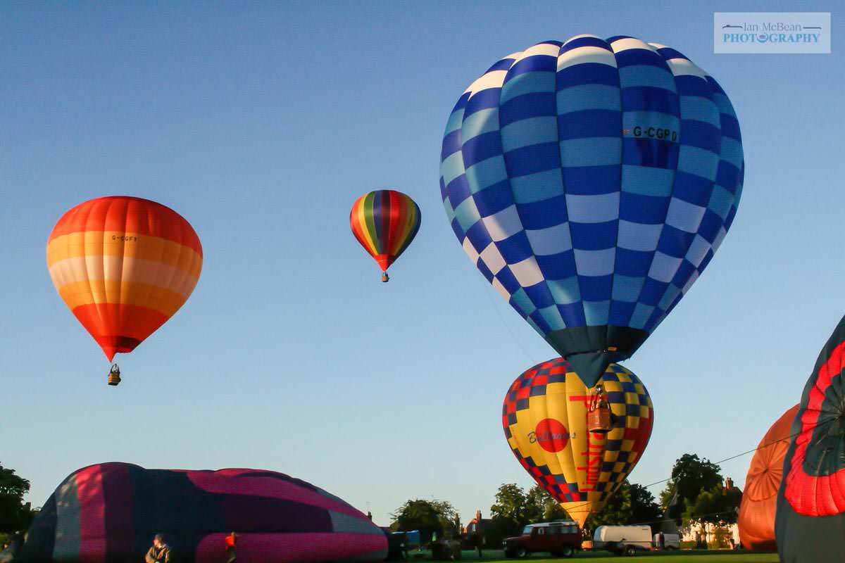 Hot-air ballooning